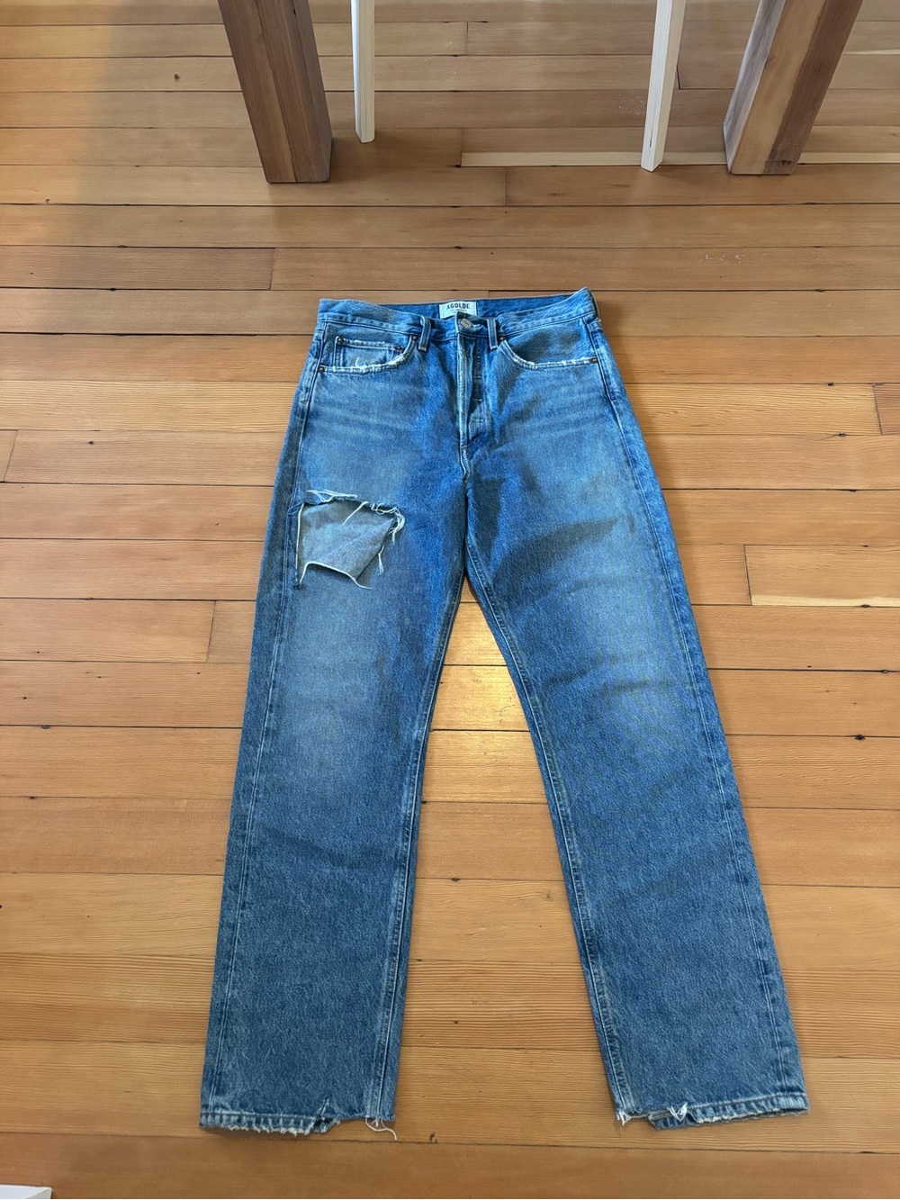 Agolde 90s Jean 100% organic cotton made in USA mid blue distressed